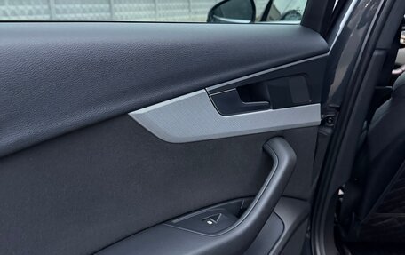 Audi A4, 2017 год, 2 150 000 рублей, 10 фотография