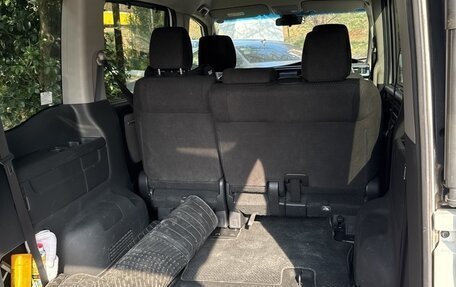 Honda Stepwgn IV, 2019 год, 2 350 000 рублей, 4 фотография