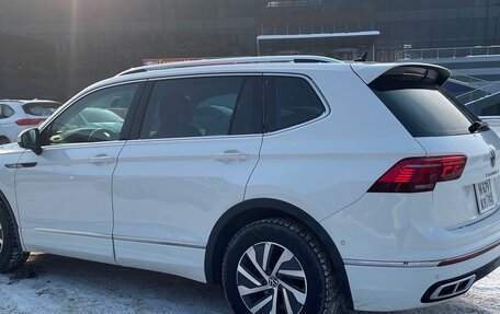 Volkswagen Tiguan II, 2021 год, 3 270 000 рублей, 8 фотография