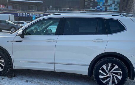 Volkswagen Tiguan II, 2021 год, 3 270 000 рублей, 9 фотография