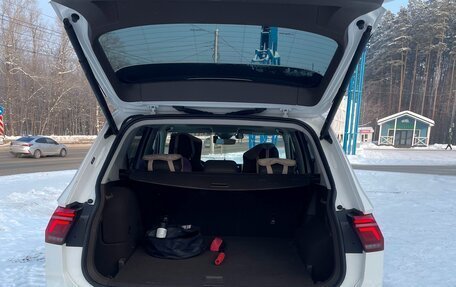 Volkswagen Tiguan II, 2021 год, 3 270 000 рублей, 11 фотография