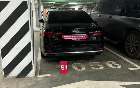 Audi A4, 2017 год, 3 990 000 рублей, 2 фотография