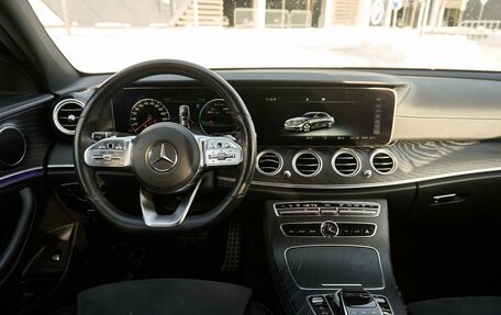 Mercedes-Benz E-Класс, 2018 год, 3 420 000 рублей, 8 фотография