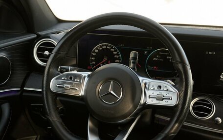 Mercedes-Benz E-Класс, 2018 год, 3 420 000 рублей, 15 фотография