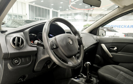 Renault Sandero II рестайлинг, 2016 год, 1 061 000 рублей, 20 фотография