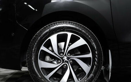 Peugeot Traveller I, 2020 год, 3 590 000 рублей, 33 фотография