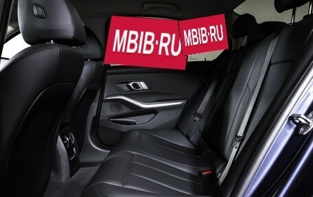 BMW 3 серия, 2019 год, 3 379 000 рублей, 12 фотография