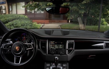 Porsche Macan I рестайлинг, 2015 год, 2 700 000 рублей, 7 фотография