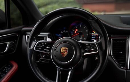 Porsche Macan I рестайлинг, 2015 год, 2 700 000 рублей, 5 фотография