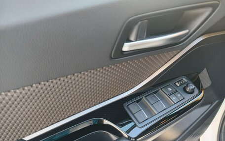 Toyota C-HR I рестайлинг, 2019 год, 2 590 000 рублей, 25 фотография