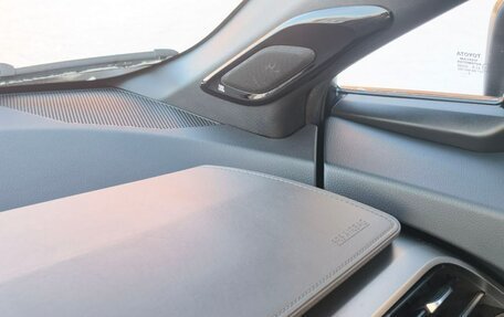 Toyota C-HR I рестайлинг, 2019 год, 2 590 000 рублей, 27 фотография