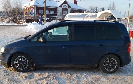 Volkswagen Touran III, 2005 год, 400 000 рублей, 12 фотография