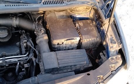 Volkswagen Touran III, 2005 год, 400 000 рублей, 9 фотография