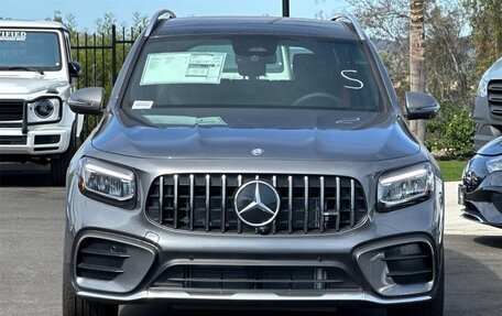 Mercedes-Benz GLB AMG, 2026 год, 7 265 000 рублей, 2 фотография