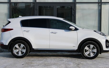 KIA Sportage IV рестайлинг, 2018 год, 2 430 000 рублей, 4 фотография
