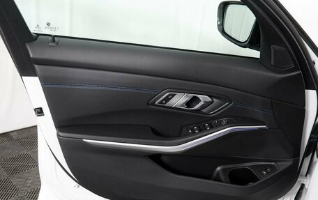 BMW 3 серия, 2021 год, 4 340 000 рублей, 10 фотография