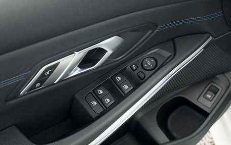 BMW 3 серия, 2021 год, 4 340 000 рублей, 18 фотография