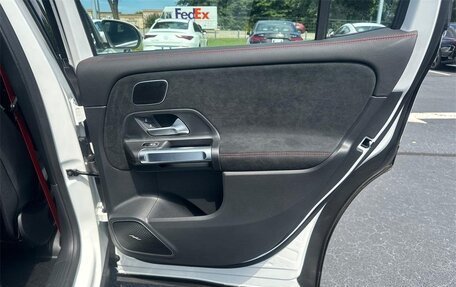 Mercedes-Benz GLB AMG, 2026 год, 7 027 000 рублей, 15 фотография