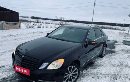 Mercedes-Benz E-Класс, 2010 год, 1 400 000 рублей, 1 фотография