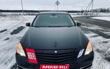 Mercedes-Benz E-Класс, 2010 год, 1 400 000 рублей, 5 фотография