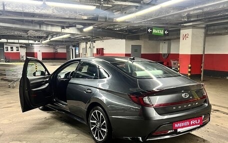 Hyundai Sonata VIII, 2021 год, 2 900 000 рублей, 5 фотография