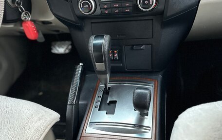 Mitsubishi Pajero IV, 2008 год, 1 600 000 рублей, 16 фотография