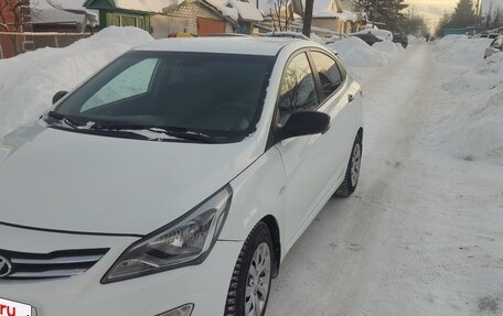 Hyundai Solaris II рестайлинг, 2014 год, 541 000 рублей, 2 фотография