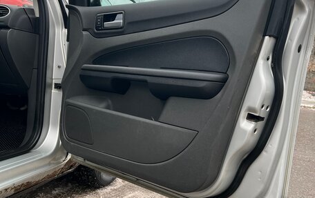 Ford Focus II рестайлинг, 2006 год, 365 000 рублей, 11 фотография