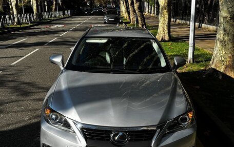 Lexus CT I рестайлинг, 2015 год, 1 800 000 рублей, 2 фотография