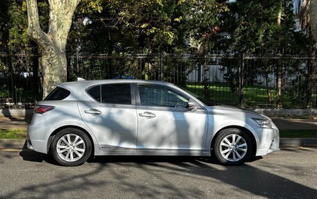 Lexus CT I рестайлинг, 2015 год, 1 800 000 рублей, 8 фотография