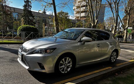 Lexus CT I рестайлинг, 2015 год, 1 800 000 рублей, 10 фотография