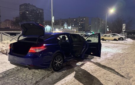 Toyota Camry, 2021 год, 3 720 000 рублей, 3 фотография