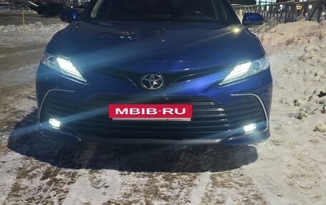 Toyota Camry, 2021 год, 3 720 000 рублей, 8 фотография