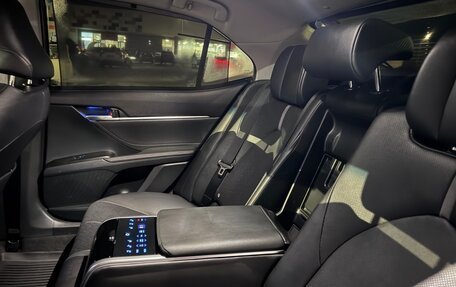 Toyota Camry, 2021 год, 3 720 000 рублей, 14 фотография