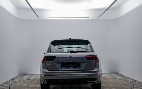 Volkswagen Tiguan II, 2019 год, 3 540 000 рублей, 6 фотография