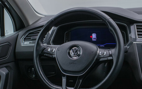 Volkswagen Tiguan II, 2019 год, 3 540 000 рублей, 15 фотография