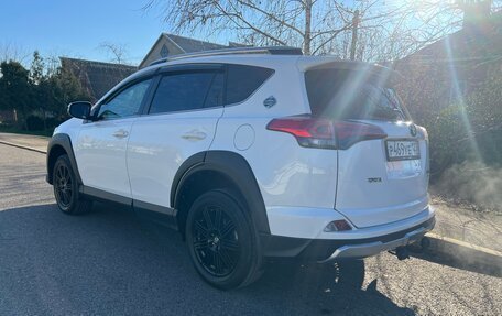 Toyota RAV4, 2018 год, 2 875 000 рублей, 5 фотография