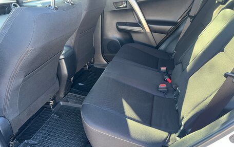 Toyota RAV4, 2018 год, 2 875 000 рублей, 16 фотография