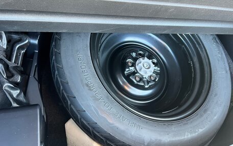 Toyota RAV4, 2018 год, 2 875 000 рублей, 23 фотография