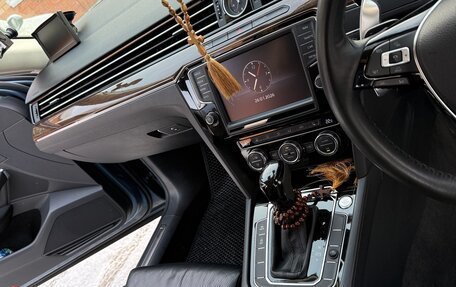 Volkswagen Passat B8 рестайлинг, 2015 год, 1 350 000 рублей, 11 фотография