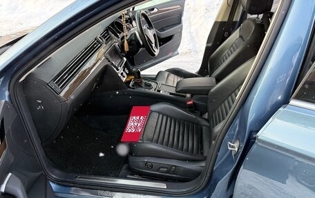 Volkswagen Passat B8 рестайлинг, 2015 год, 1 350 000 рублей, 22 фотография