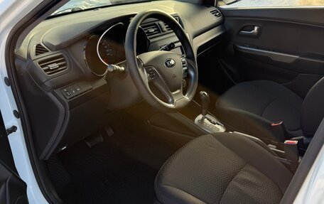 KIA Rio III рестайлинг, 2016 год, 1 370 000 рублей, 12 фотография