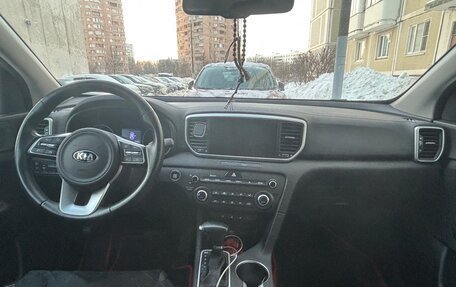 KIA Sportage IV рестайлинг, 2021 год, 2 900 000 рублей, 28 фотография