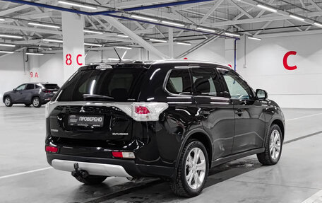 Mitsubishi Outlander III рестайлинг 3, 2014 год, 1 523 000 рублей, 5 фотография