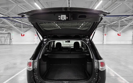 Mitsubishi Outlander III рестайлинг 3, 2014 год, 1 523 000 рублей, 10 фотография