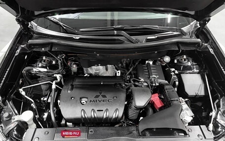 Mitsubishi Outlander III рестайлинг 3, 2014 год, 1 523 000 рублей, 9 фотография