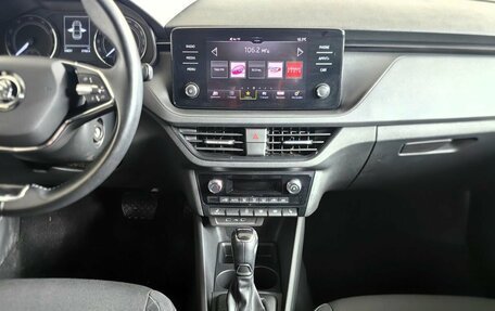 Skoda Rapid II, 2021 год, 1 797 000 рублей, 15 фотография