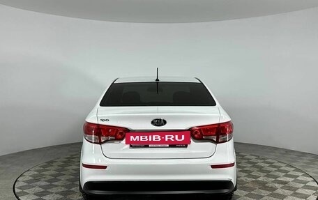 KIA Rio III рестайлинг, 2015 год, 995 000 рублей, 4 фотография