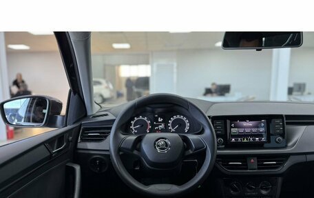 Skoda Rapid II, 2021 год, 1 349 000 рублей, 12 фотография