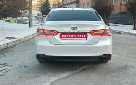 Toyota Camry, 2019 год, 2 750 000 рублей, 8 фотография